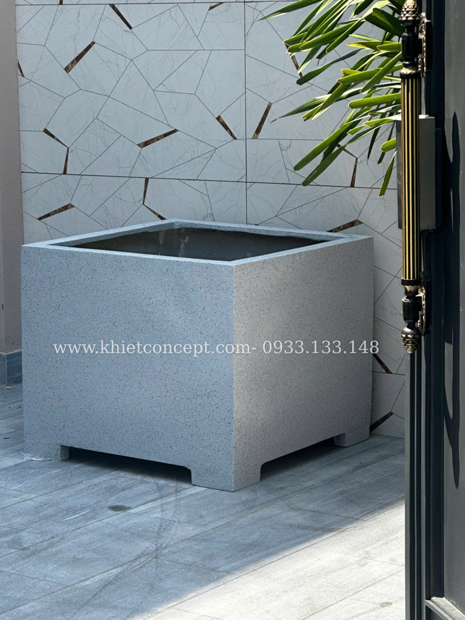 chậu composite nhận đặt theo kích thước có chân